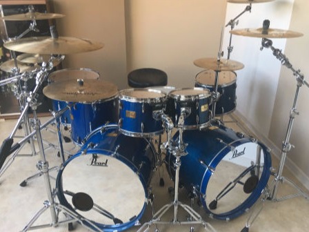 DRUMKITS